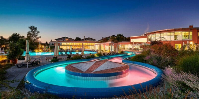 Außenbereich der Therme Chiemgau Außenbereich der Therme Chiemgau