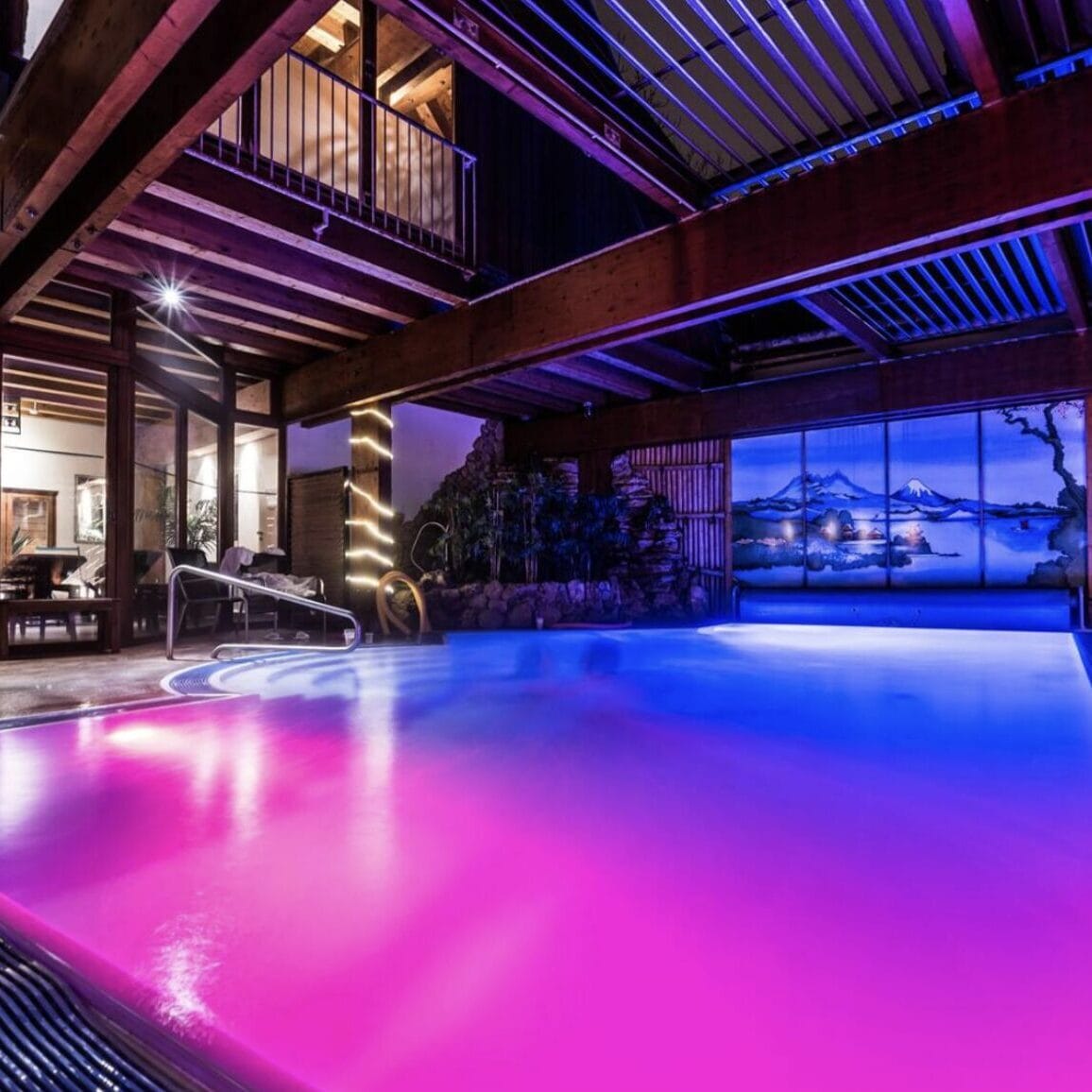 Poolanlage in der Therme